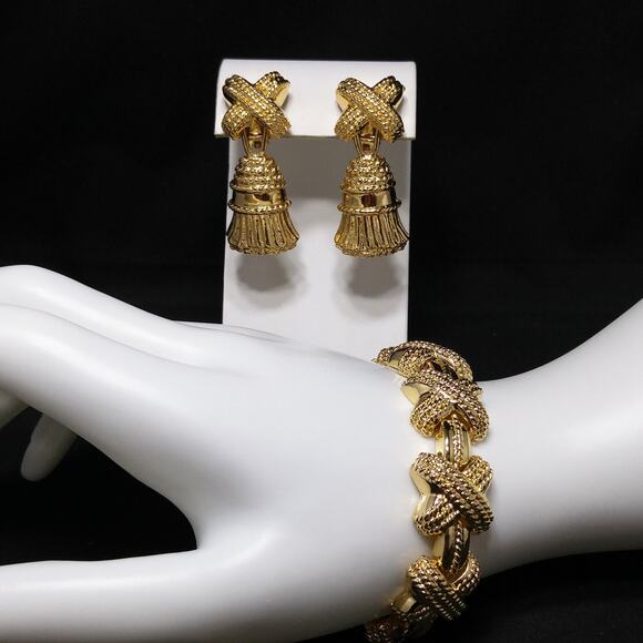 Vintage Ivana Tassel Earrings & Bracelet Set, Gold Plated, 1990s Vintage Jewelry - Picture 6 of 10